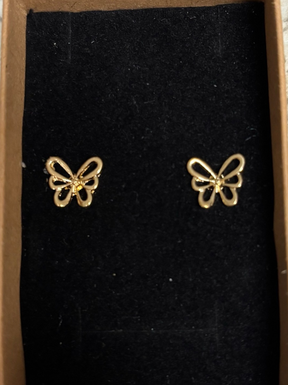 Gold tone butterfly earrings NWOT